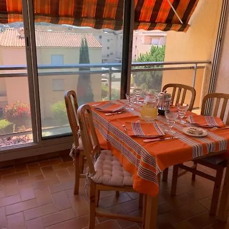 Apartman L'appart De La Sanary, Confort Absolu, A Pied, Port, Plage, Clim Et Garage Prive *