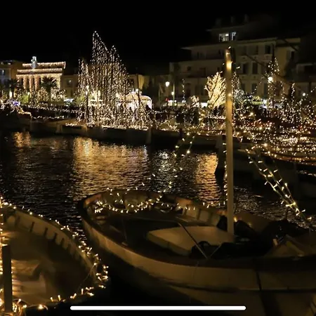 Apartman L'appart De La Sanary, Confort Absolu, A Pied, Port, Plage, Clim Et Garage Prive *