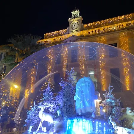 L'appart De La Sanary, Confort Absolu, A Pied, Port, Plage, Clim Et Garage Prive